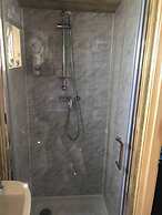 The Shepherds Hut at Hafoty Boeth