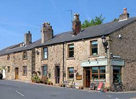 The Shippon -hot Tub ext chg - Superking-log Fire