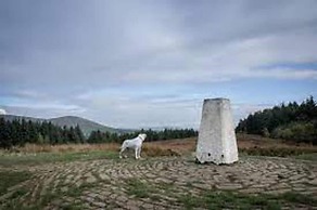 The Shippon -hot Tub ext chg - Superking-log Fire