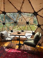 Vira Garden House