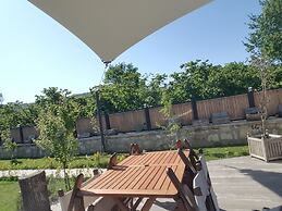 Vira Garden House