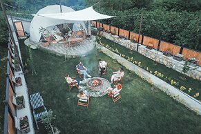 Vira Garden House
