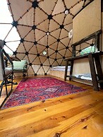 Vira Garden House