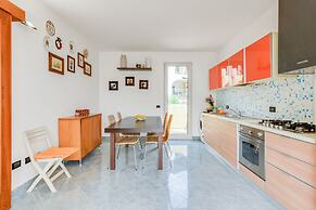 Lovely Apartment with Sea View Terrace