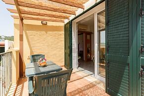 Lovely Apartment with Sea View Terrace