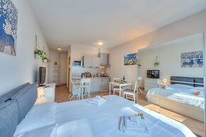 Gelsomino Apt. 5 Front Lake