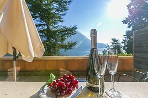 Orchidea Apt. 4 Front Lake