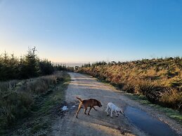 Bashall Barn, Eaves Hall, Outbarn all Close by