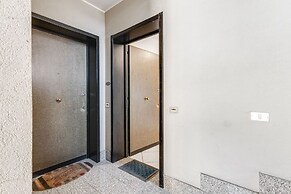 Stella del Mattino Bright Apartment