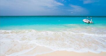 La Vista Azul Modern Condo Ocean Views