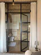 Captivating House in Palmoli Sleeps 2 Plus 2