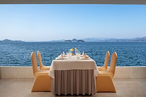 voco Thousand Island Lake by IHG