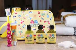 voco Thousand Island Lake by IHG