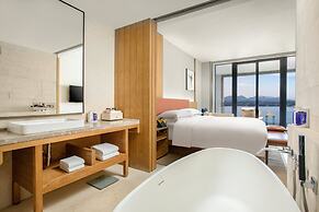 voco Thousand Island Lake by IHG