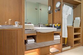 voco Thousand Island Lake by IHG