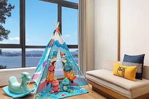 voco Thousand Island Lake by IHG