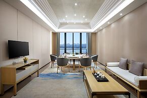 voco Thousand Island Lake by IHG