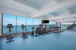 voco Thousand Island Lake by IHG