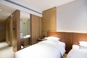 voco Thousand Island Lake by IHG