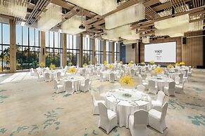 voco Thousand Island Lake by IHG