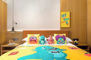 voco Thousand Island Lake by IHG