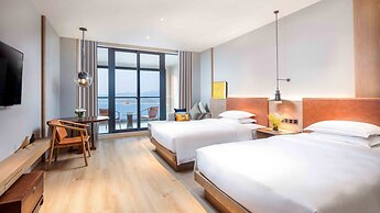 voco Thousand Island Lake by IHG