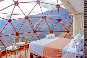 Vertical Sky Luxury Suites