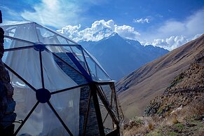 Vertical Sky Luxury Suites