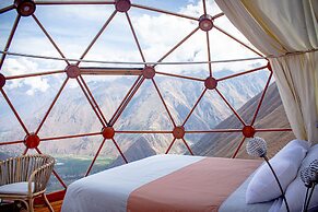 Vertical Sky Luxury Suites