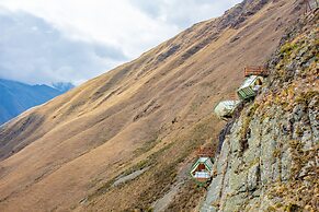 Vertical Sky Luxury Suites