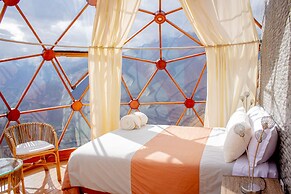 Vertical Sky Luxury Suites