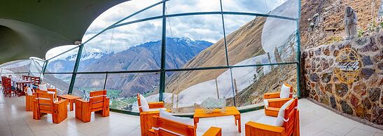 Vertical Sky Luxury Suites