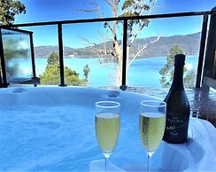 The Beach House- Essentially Tas Dover