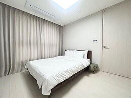 Landmark Songdo Stay