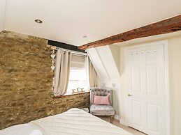 Corner Cottage