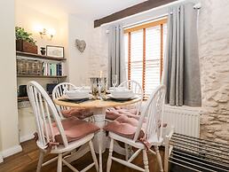 Corner Cottage