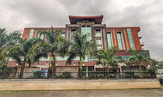 Treebo Premium Pearl Avenue Banquets And Lawn