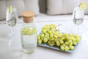 Grunwaldzka Apartments by Renters