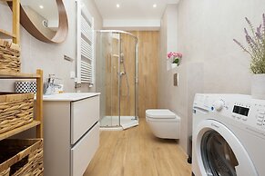 Grunwaldzka Apartments by Renters