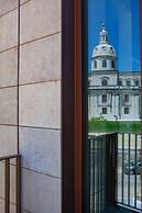 Wine & Books Lisboa Hotel