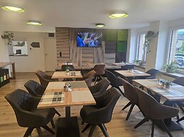 Speedy's Bed & Breakfast