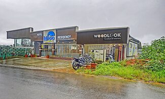 Itsy Hotels Igloo Residency Raja Seat