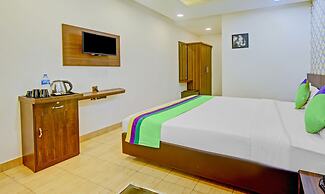 Itsy Hotels Igloo Residency Raja Seat