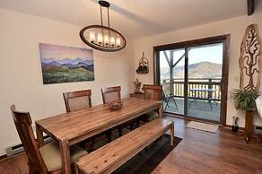 The Crest 200c 2 Bedroom Condo by Redawning