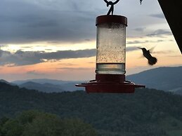 The Crest 200c 2 Bedroom Condo by Redawning