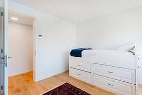 Estrela Modern Flat @ Infante Santo