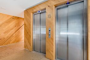 Estrela Modern Flat @ Infante Santo