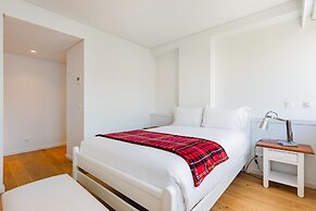 Estrela Modern Flat @ Infante Santo