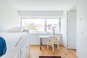 Estrela Modern Flat @ Infante Santo