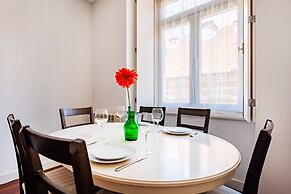 Chiado Prime Camões Apartment
